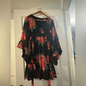 Beautiful Betsy Johnson size 6 women’s dress